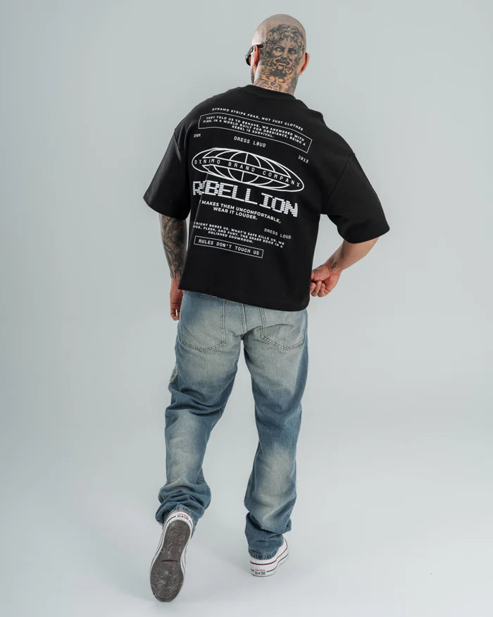 Camiseta Boxy Fit Rebellion